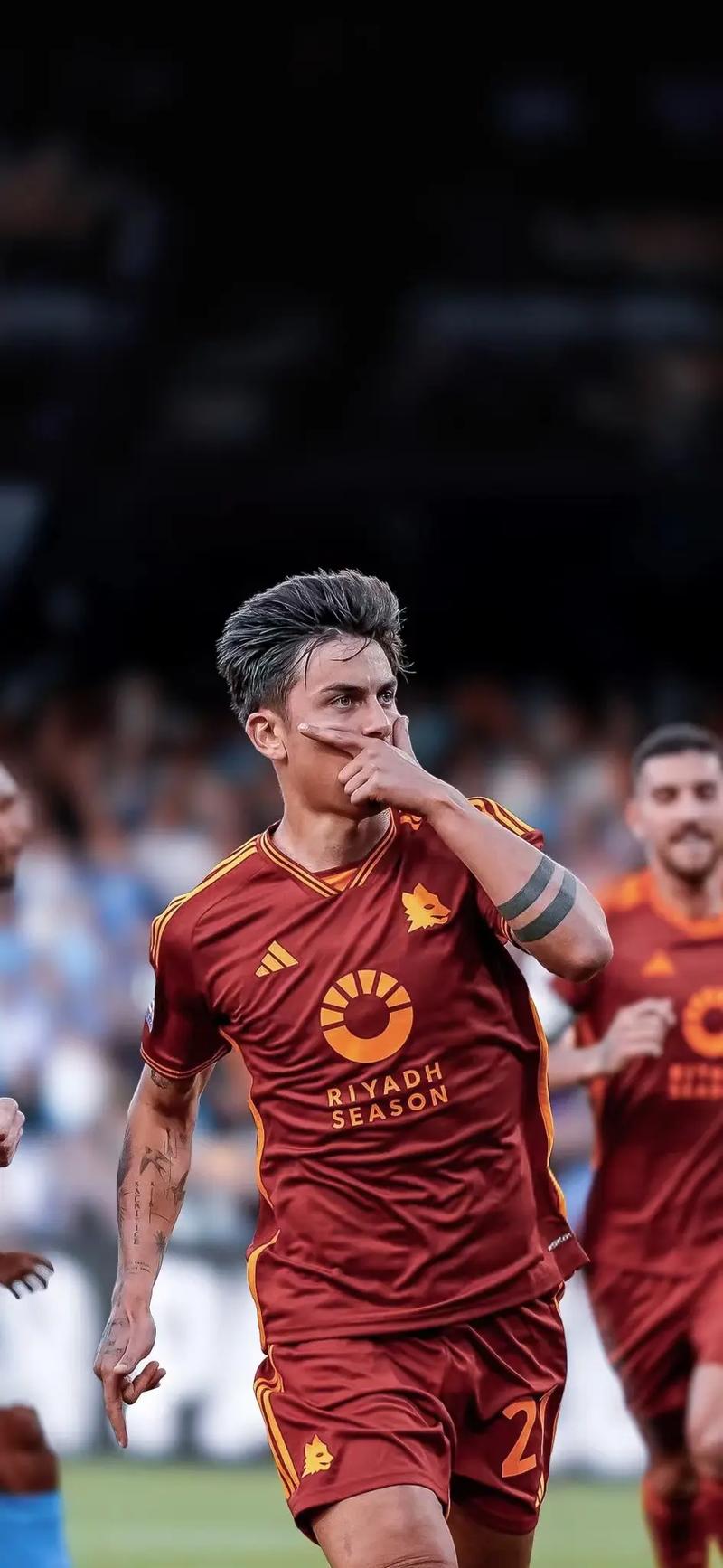 Giá Xe Cadillac